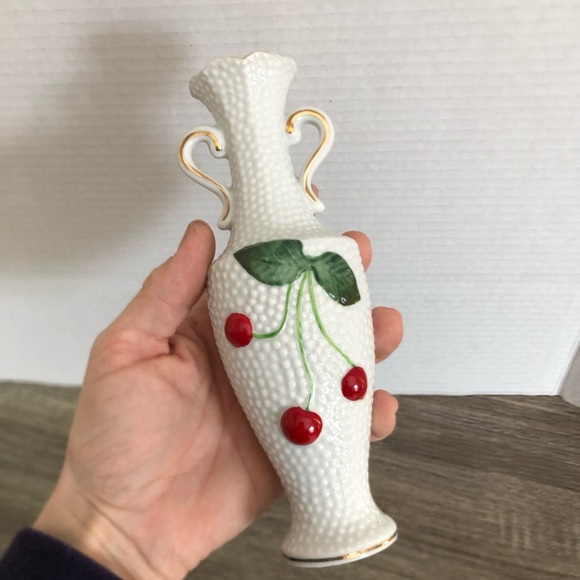 Vtg Adorable Cherry Vase - Picture 7 of 11